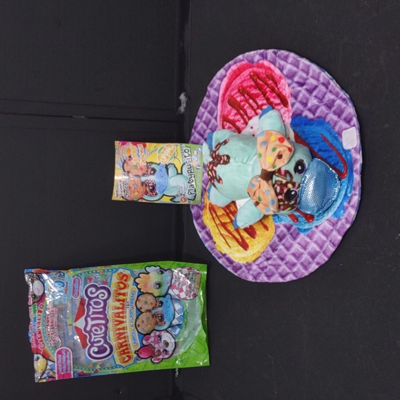 SLIGHTLY USED CUTETITOS CARNIVALITOS SCENTED PLUSH (CHOCOLITE)(PLATYPUSITO) - Picture 4 of 11